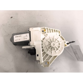Recambio de motor elevalunas delantero derecho para volvo fh 500 referencia OEM IAM 82907373  