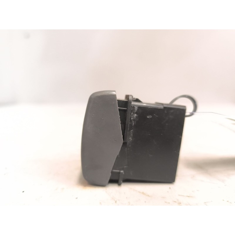 Recambio de cerradura puerta delantera derecha para renault serie t 12.8 diesel referencia OEM IAM 23333162 - Blanco 6