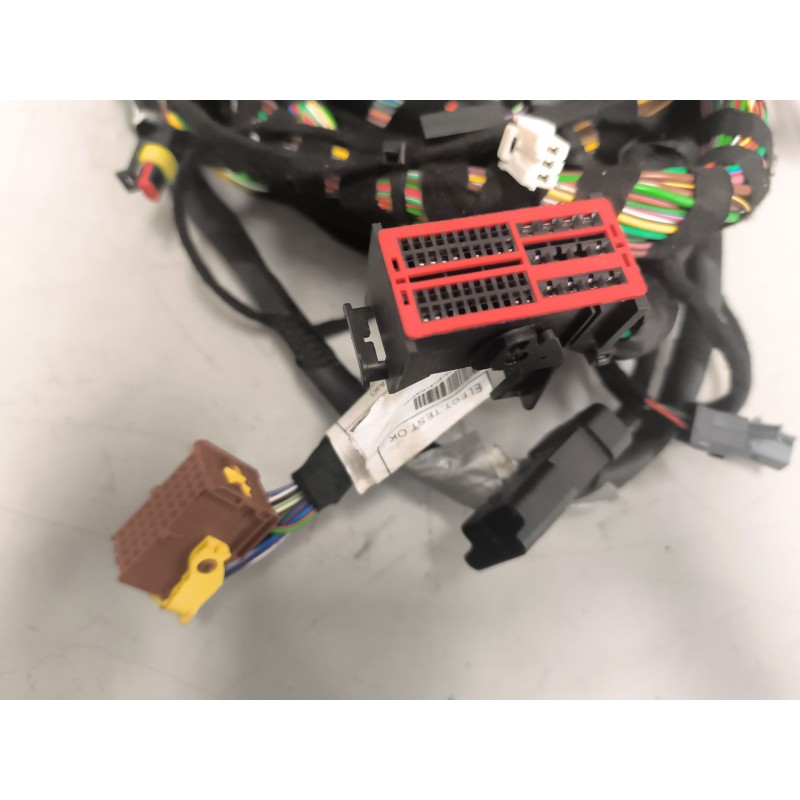 Recambio de instalacion electrica para iveco daily vi caja/chasis 35s16, 35c16, 40c16, 50c16, 60c16, 65c16, 70c16 referencia OEM - Blanco 4