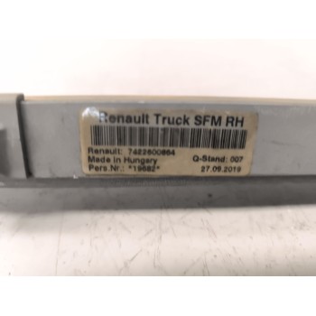 Recambio de cortina puerta derecha para renault serie t 12.8 diesel referencia OEM IAM 7422600864  