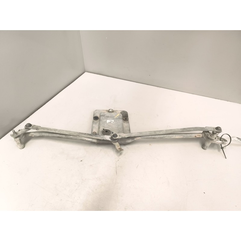 Recambio de articulacion limpia delantero para nissan trucks atleon tk160.95 referencia OEM IAM 288109X000 3397020491 