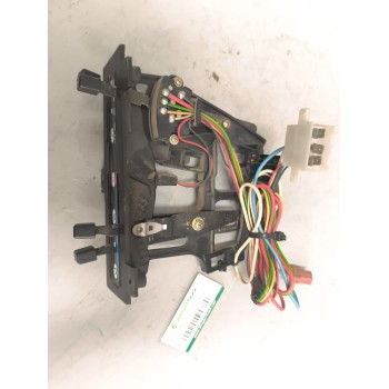 Recambio de mando calefaccion / aire acondicionado para nissan trucks atleon tk 150/3 referencia OEM IAM 810421263F  