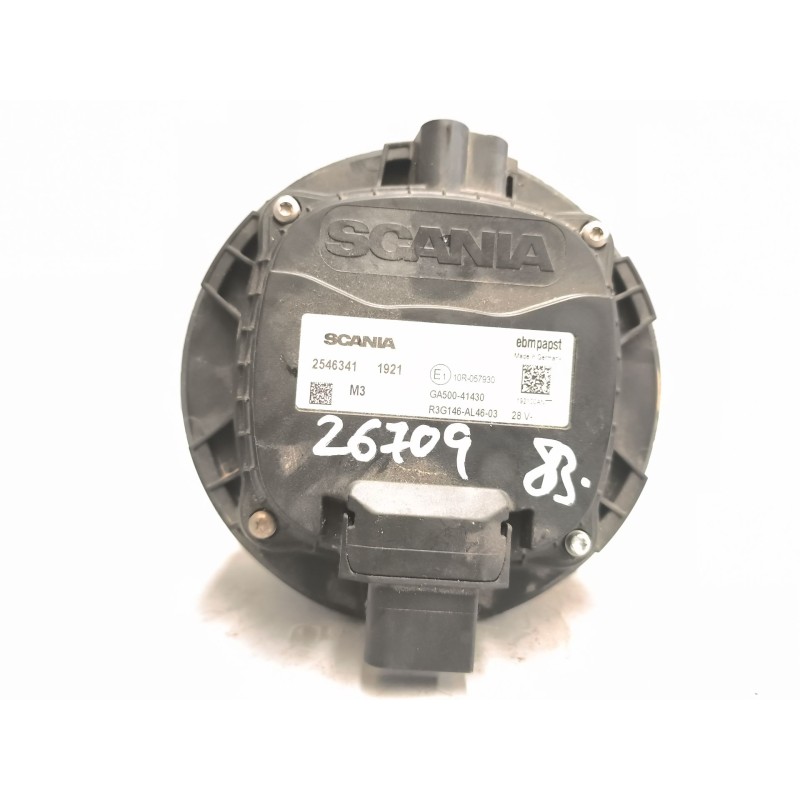 Recambio de motor calefaccion para scania r i r 450 referencia OEM IAM 2546341  