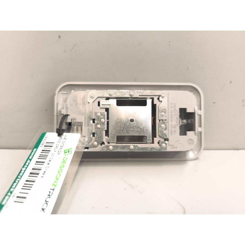 Recambio de luz interior para iveco daily vi caja/chasis 35s16, 35c16, 40c16, 50c16, 60c16, 65c16, 70c16 referencia OEM IAM 5801 - Blanco 4