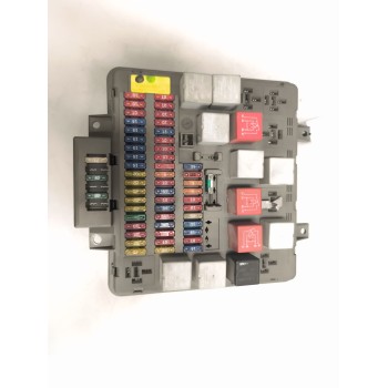 Recambio de caja reles / fusibles para daf serie lf45 desde 06 referencia OEM IAM 7420792050  