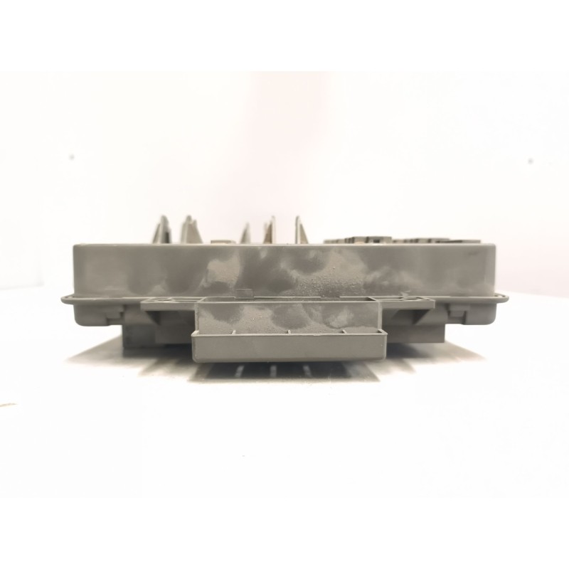 Recambio de caja reles / fusibles para daf serie lf45 desde 06 referencia OEM IAM 7420792050 - Verde 5