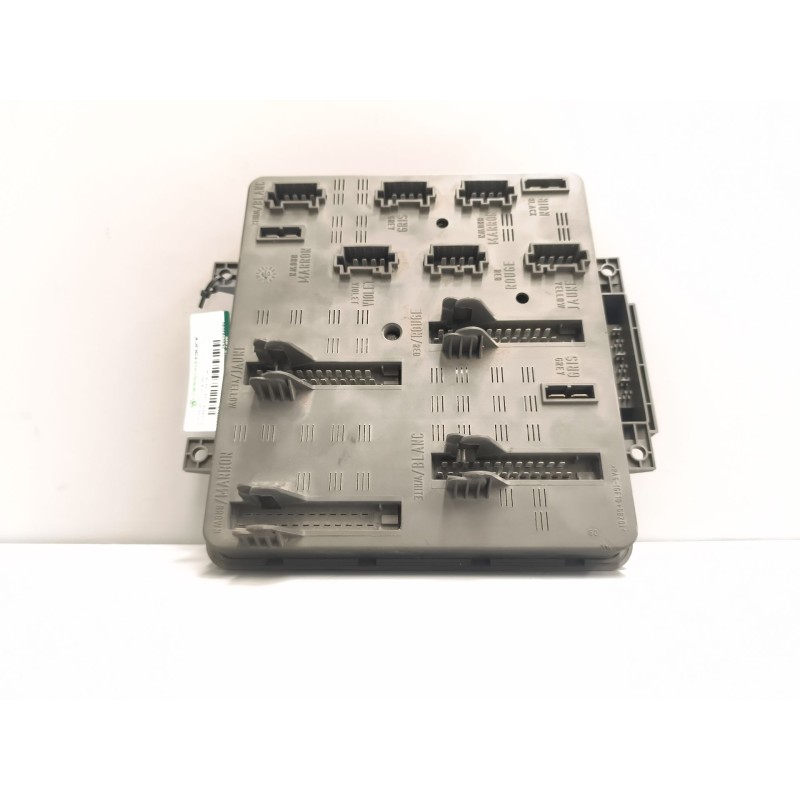Recambio de caja reles / fusibles para daf serie lf45 desde 06 referencia OEM IAM 7420792050 - Verde 6