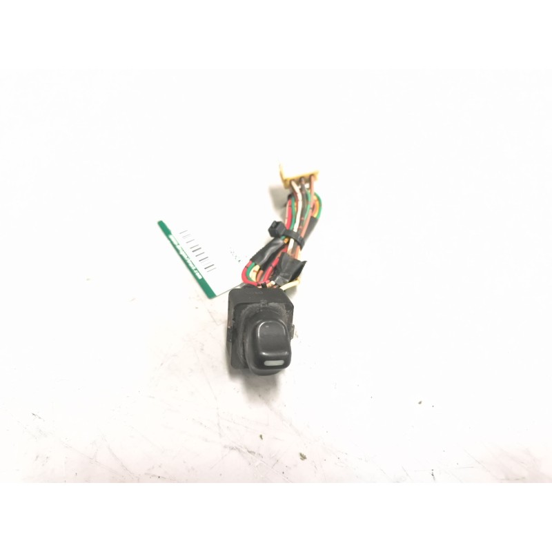 Recambio de mando elevalunas delantero derecho para nissan trucks atleon tk 150/3 referencia OEM IAM   