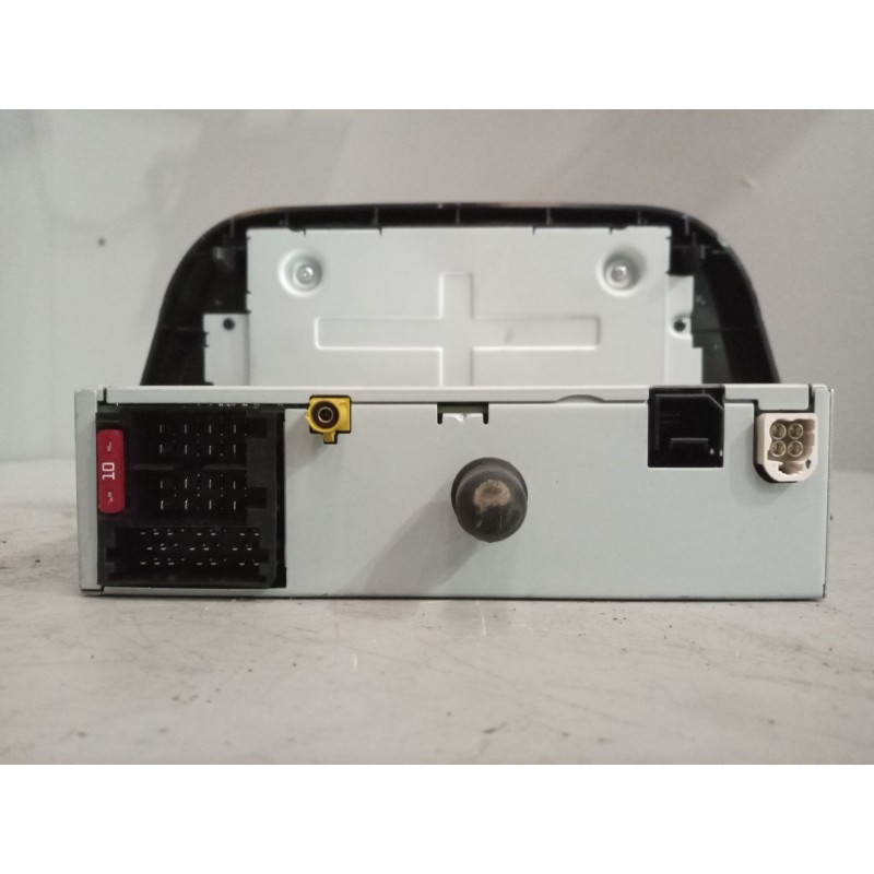 Recambio de sistema audio / radio cd para iveco daily vi caja/chasis 35s16, 35c16, 40c16, 50c16, 60c16, 65c16, 70c16 referencia - Blanco 2