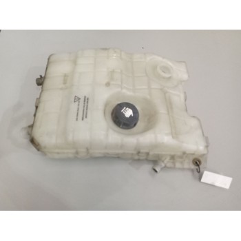 Recambio de deposito expansion para renault premium lander referencia OEM IAM 7420828416  