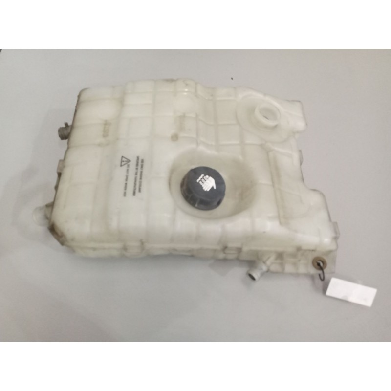 Recambio de deposito expansion para renault premium lander referencia OEM IAM 7420828416  