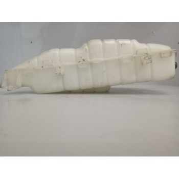 Recambio de deposito expansion para renault premium lander referencia OEM IAM 7420828416  