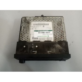 Recambio de sistema audio / radio cd para renault premium lander referencia OEM IAM 7421819272  