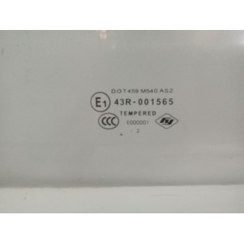 Recambio de luna delantera izquierda para renault premium lander referencia OEM IAM 7420827128  