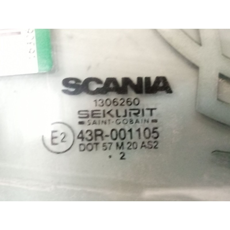 Recambio de luna delantera derecha para scania r i r 500 referencia OEM IAM 1306260 - Blanco 2