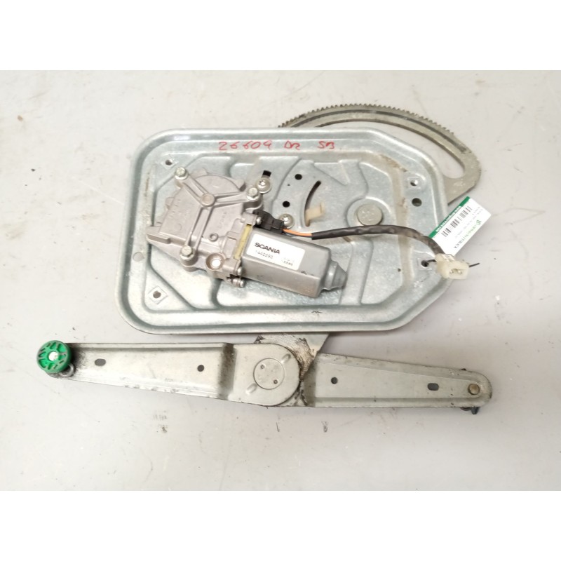 Recambio de elevalunas delantero derecho para scania r i r 500 referencia OEM IAM 2572351  