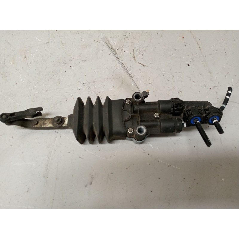 Recambio de valvula aire para scania r i r 450 referencia OEM IAM 2454421  
