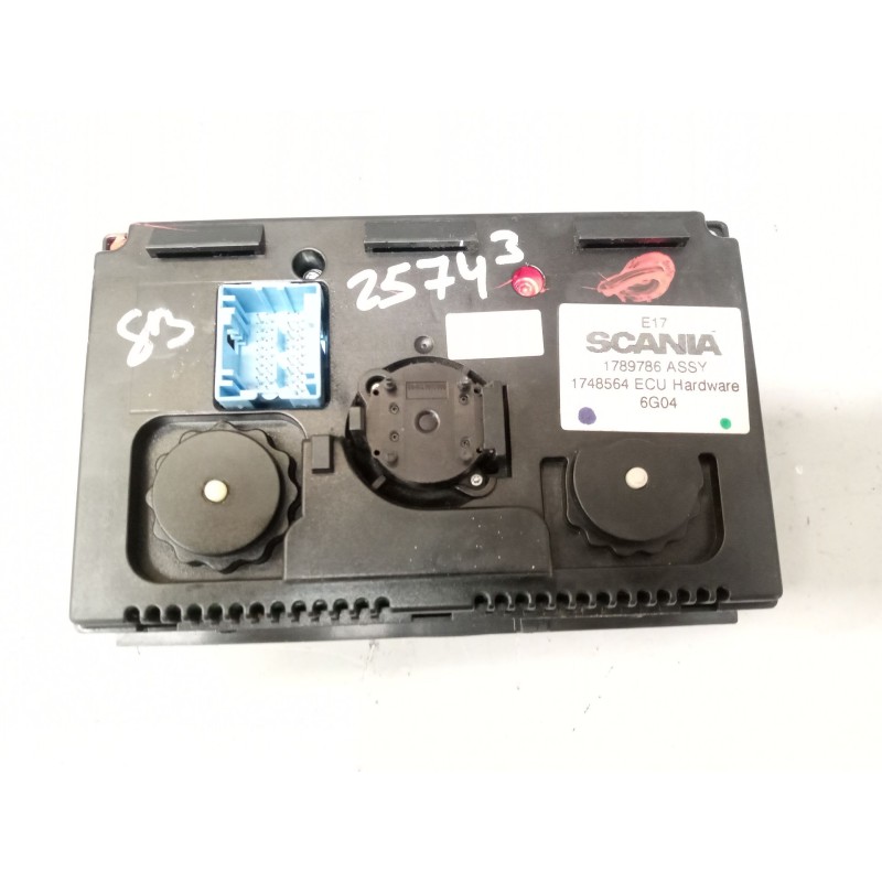 Recambio de mando calefaccion / aire acondicionado para scania p,g,r,t - series g 440, r 440 referencia OEM IAM 1789786 - Azul 6