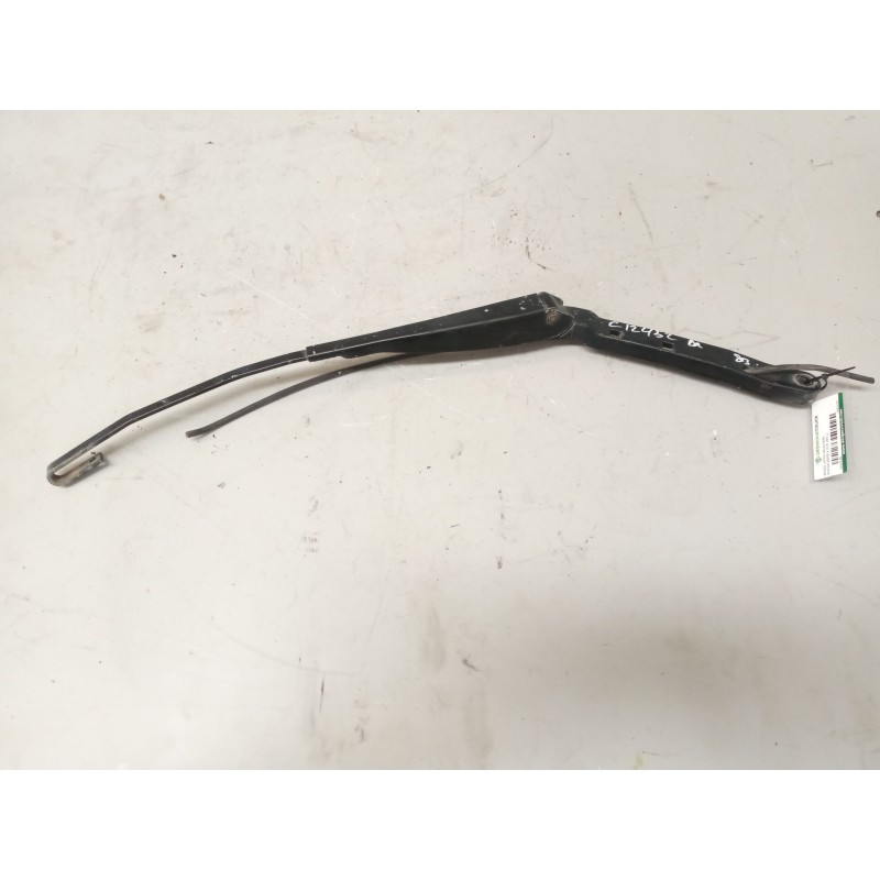 Recambio de brazo limpia delantero para scania serie 4 (p/r 164 l) 15.6 diesel referencia OEM IAM 1431177  
