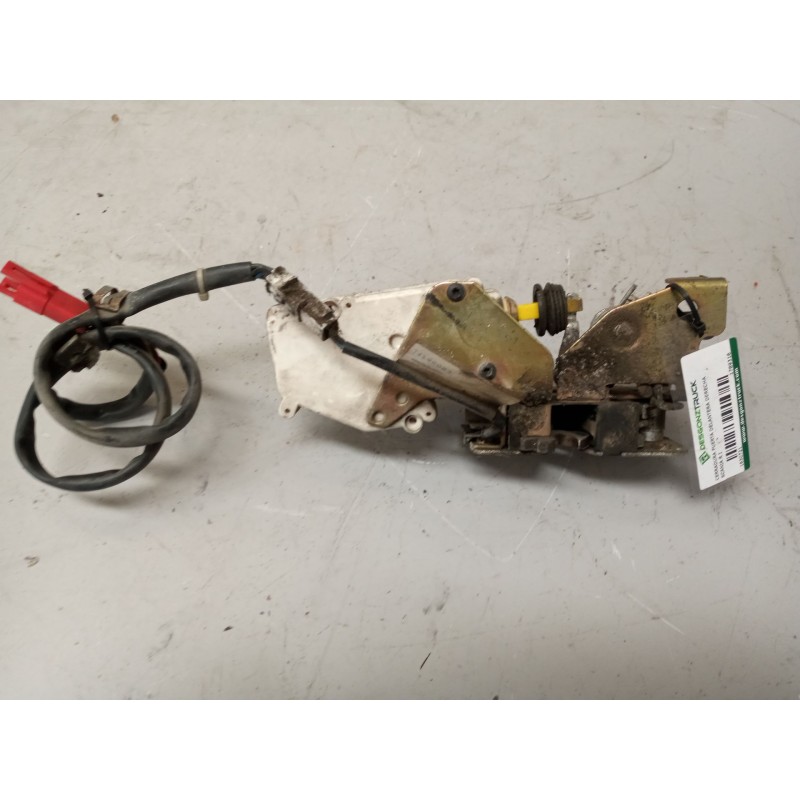 Recambio de cerradura puerta delantera derecha para scania r i r 500 referencia OEM IAM 1789316  
