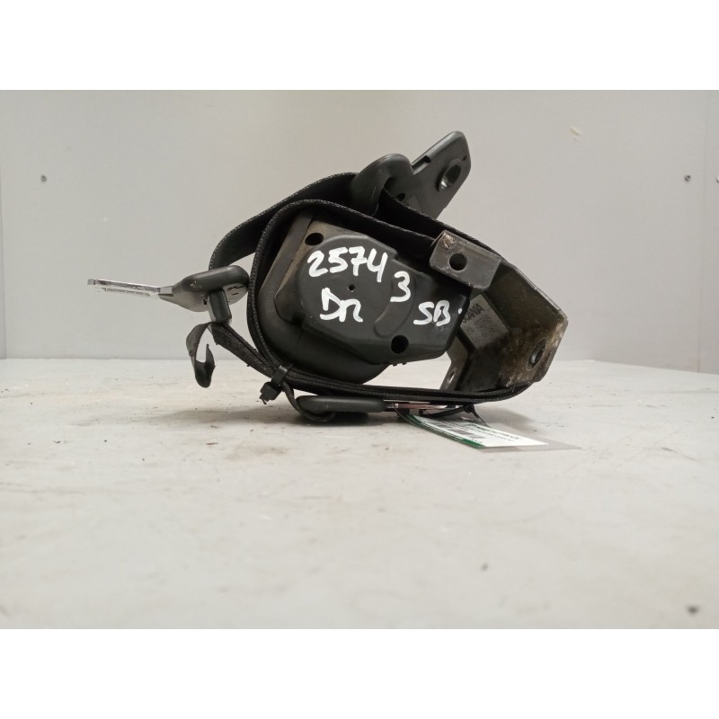 Recambio de cinturon seguridad delantero derecho para scania p,g,r,t - series g 440, r 440 referencia OEM IAM 1750978  