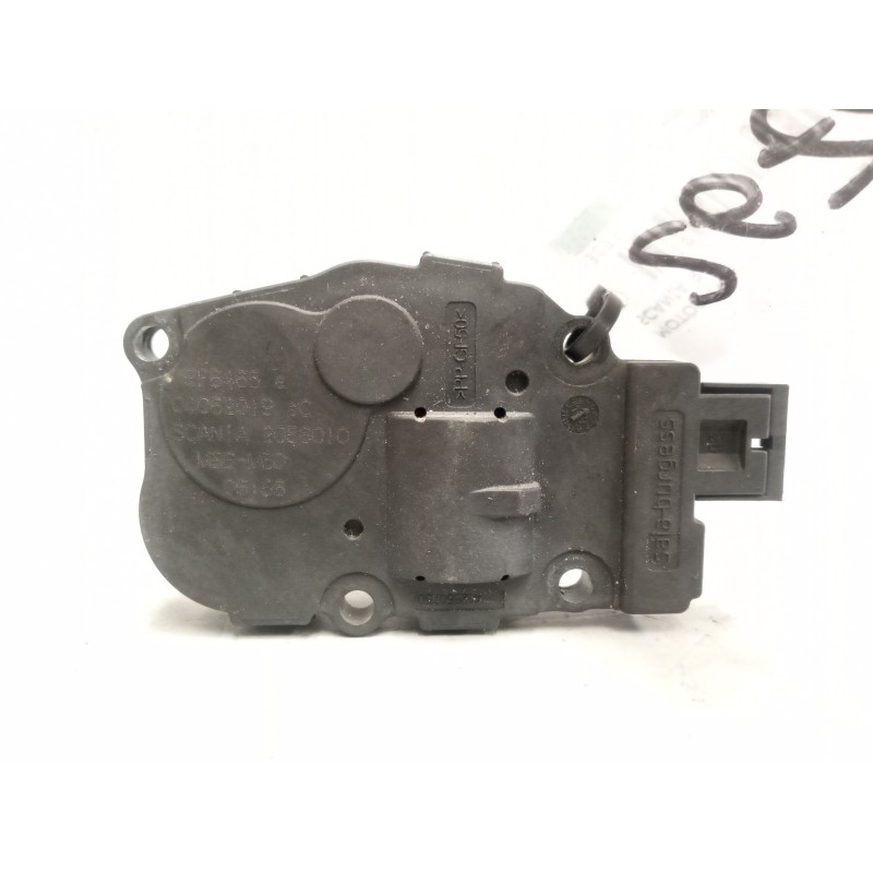 Recambio de motor trampilla calefaccion para scania r i r 450 referencia OEM IAM 2056010  