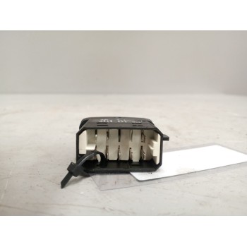 Recambio de interruptor para scania p,g,r,t - series g 440, r 440 referencia OEM IAM 1421842  