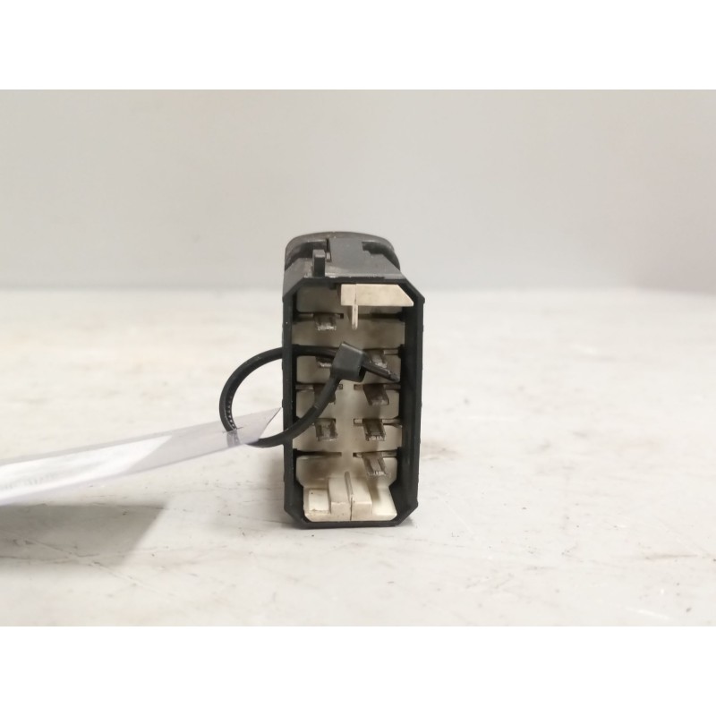 Recambio de interruptor para scania r i r 500 referencia OEM IAM 1459832 - Blanco 2