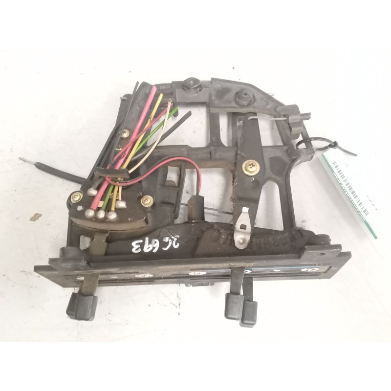 Recambio de mando calefaccion / aire acondicionado para nissan atleon referencia OEM IAM 810421263F - Azul 2