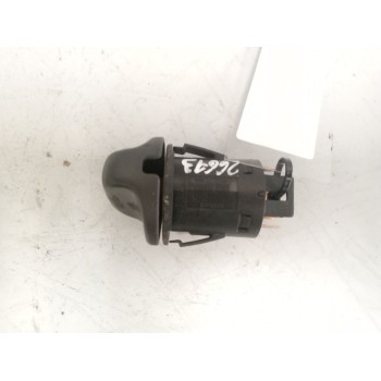 Recambio de mando luces para nissan atleon referencia OEM IAM 68548G4900 685489X000 