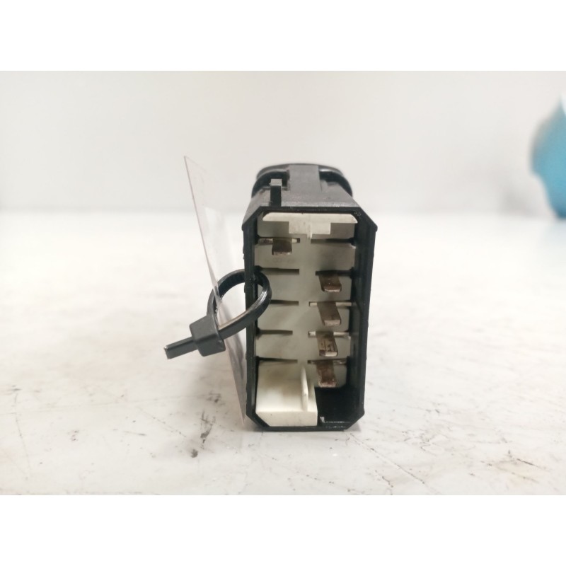 Recambio de interruptor para scania r i r 440 referencia OEM IAM 1421850 - Blanco 2