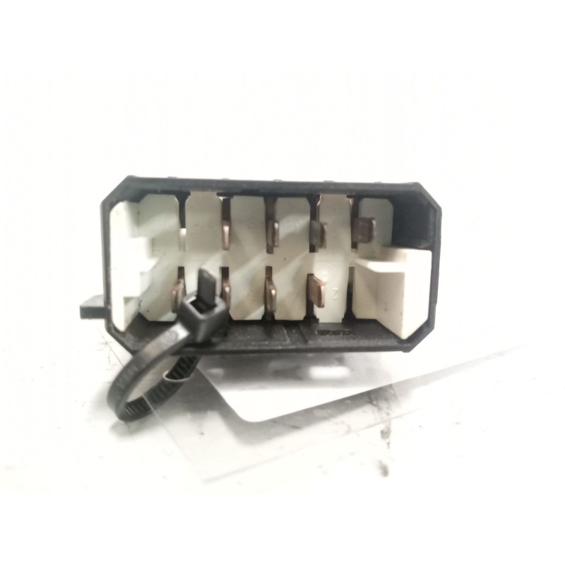 Recambio de interruptor para scania r i r 440 referencia OEM IAM 1421856 - Blanco 2