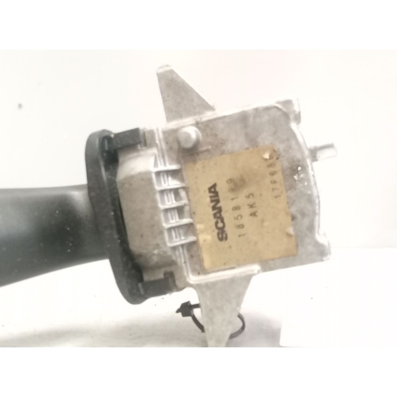 Recambio de mando cambio automatico para scania p,g,r,t - series g 440, r 440 referencia OEM IAM 1858199 - Azul 4
