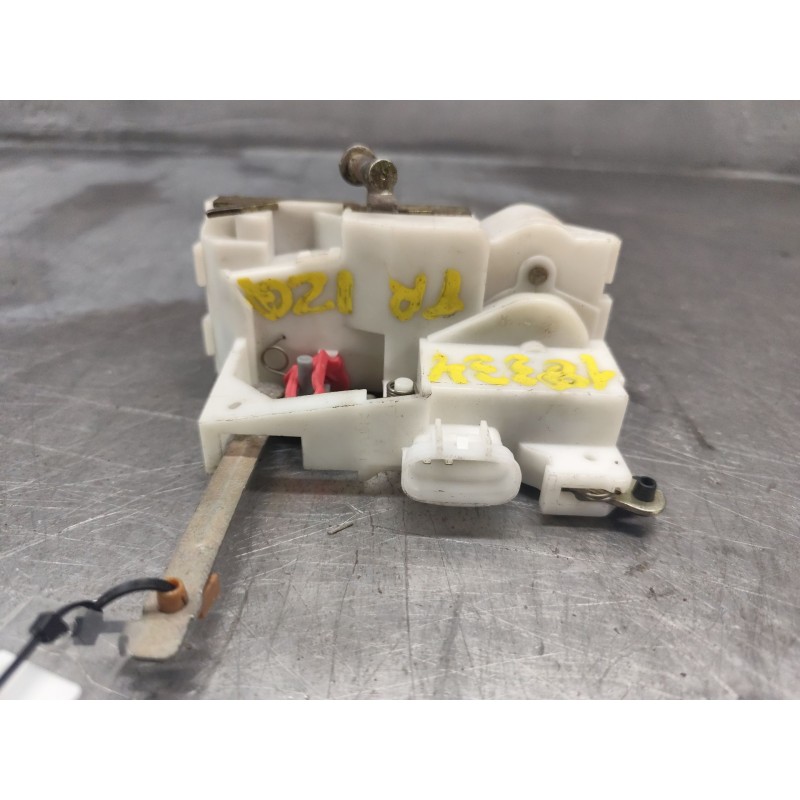 Recambio de cerradura puerta trasera izquierda para toyota avensis berlina (t 22) 2.0 d4-d luna (4-ptas.) referencia OEM IAM - Verde 4