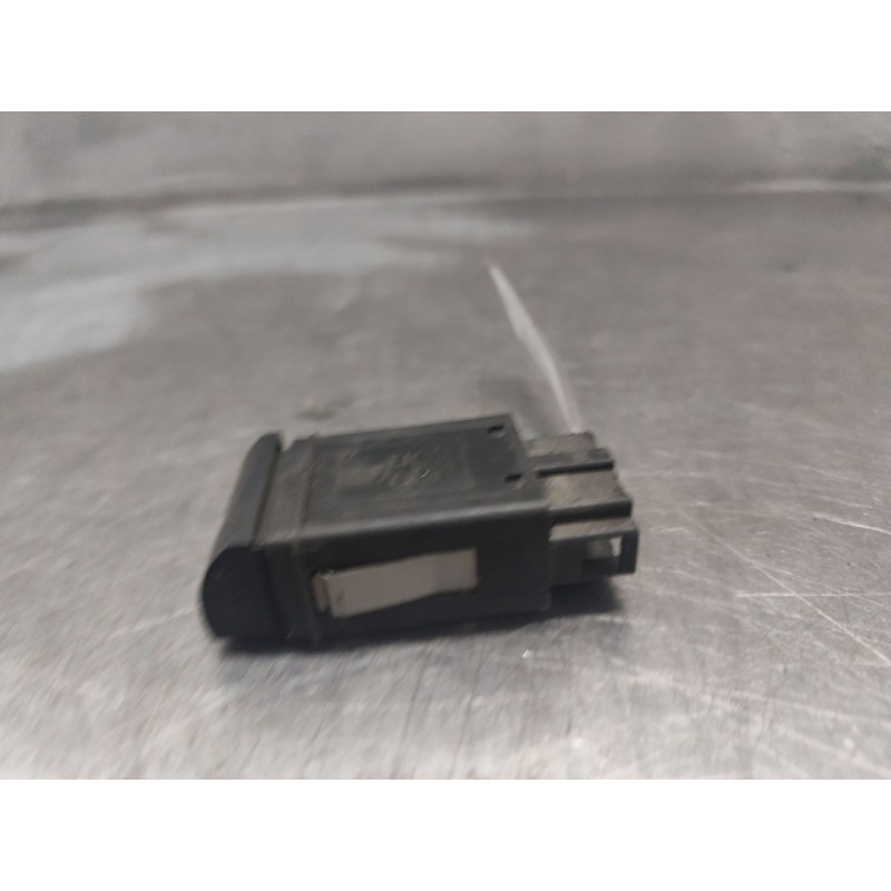 Recambio de cerradura puerta trasera izquierda para toyota avensis berlina (t 22) 2.0 d4-d luna (4-ptas.) referencia OEM IAM - Verde 8