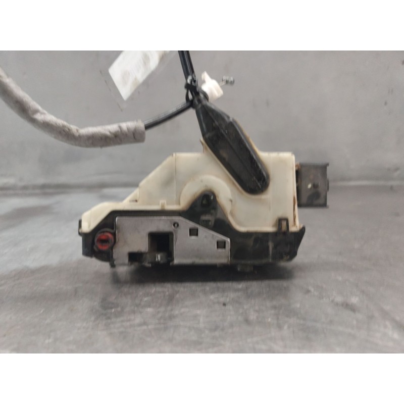 Recambio de cerradura puerta trasera izquierda para peugeot 208 style referencia OEM IAM 9812501280 5 PINS 3