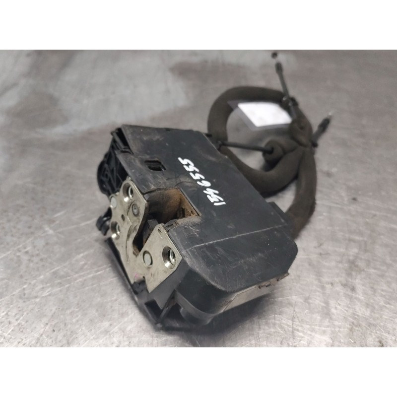 Recambio de cerradura puerta delantera derecha para iveco daily vi furgoneta 33s12, 35s12, 35c12 referencia OEM IAM 58015293026 
