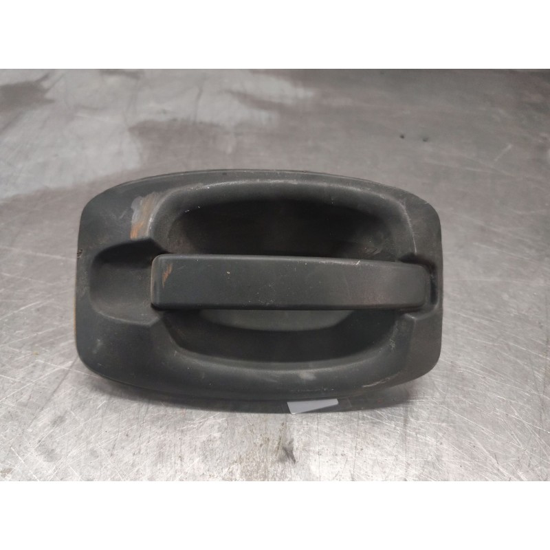 Recambio de maneta exterior delantera derecha para iveco daily vi furgoneta 33s12, 35s12, 35c12 referencia OEM IAM   