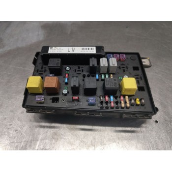 Recambio de bsm caja fusibles para opel astra h gtc (a04) 1.6 (l08) referencia OEM IAM 13268303  