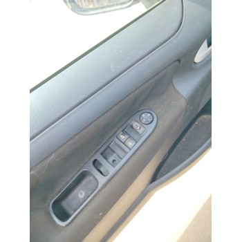 peugeot 207 del año 2006