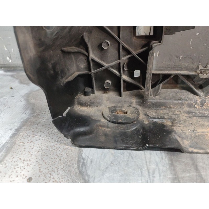 Recambio de panel frontal para volkswagen golf v (1k1) 1.9 tdi referencia OEM IAM 1K0805594M - Negro 3