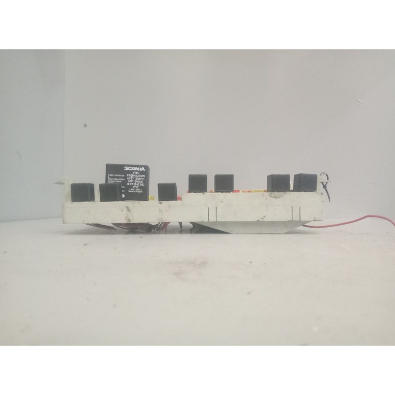 Recambio de caja reles / fusibles para scania r i r 440 referencia OEM IAM 1775796 1911203 - Blanco 8