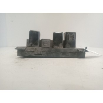 Recambio de caja reles / fusibles para nissan atleon referencia OEM IAM 243109X406  