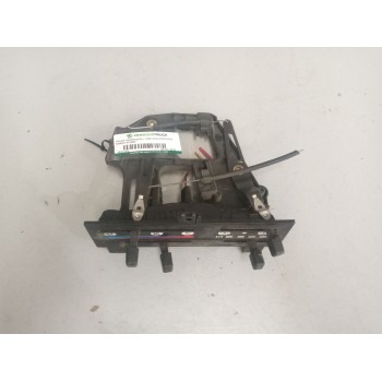 Recambio de mando calefaccion / aire acondicionado para nissan atleon referencia OEM IAM 810421263F  
