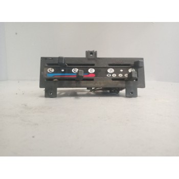 Recambio de mando calefaccion / aire acondicionado para nissan atleon referencia OEM IAM 810421263F  