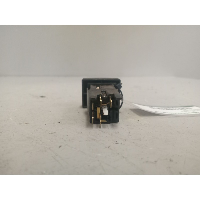 Recambio de boton antiniebla para nissan atleon referencia OEM IAM 253709X001 - Azul 5