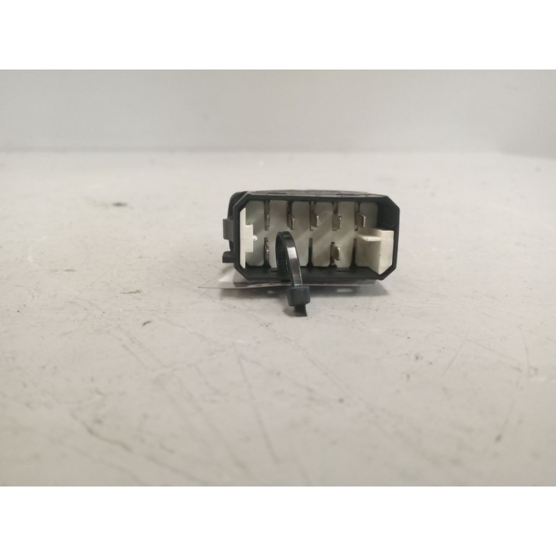 Recambio de interruptor para scania r i r 440 referencia OEM IAM 1421861 - Blanco 4