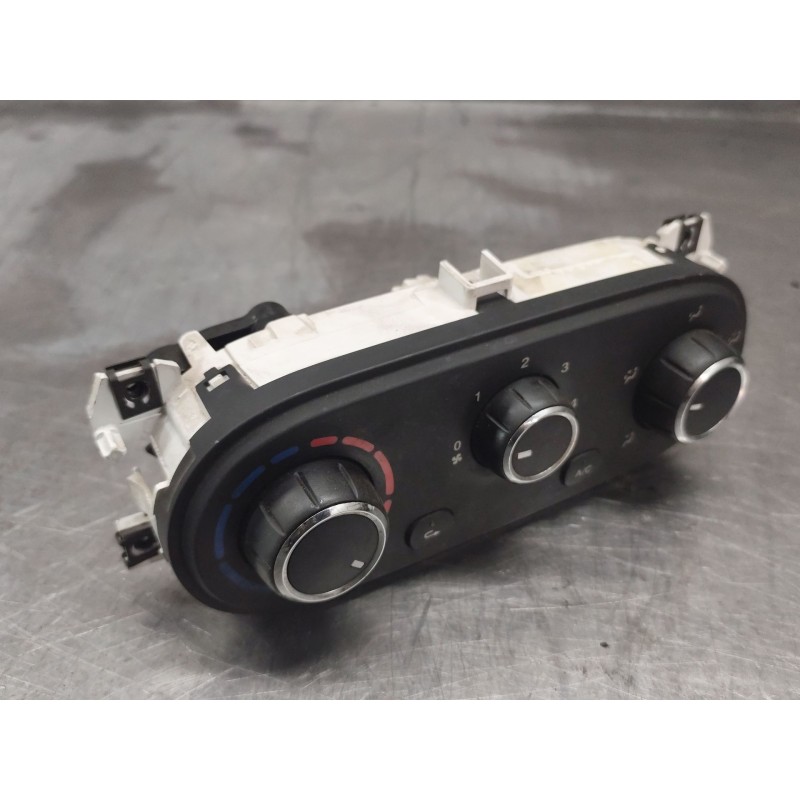 Recambio de mando calefaccion / aire acondicionado para iveco daily vi furgoneta 33s12, 35s12, 35c12 referencia OEM IAM 5S904020