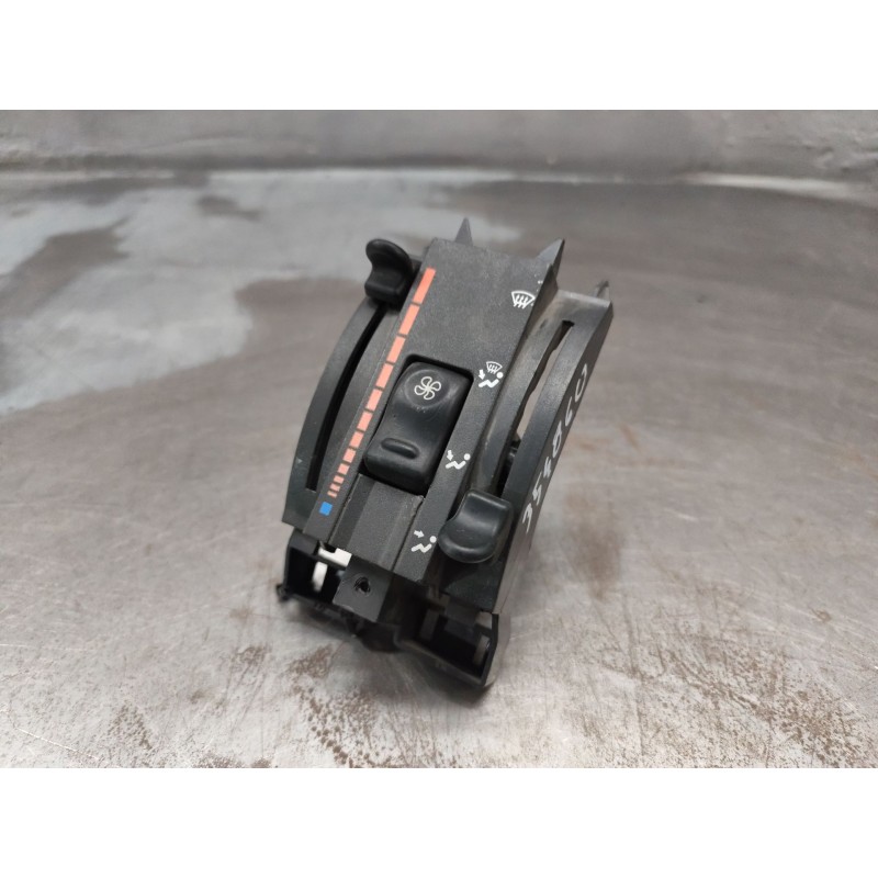 Recambio de mando calefaccion / aire acondicionado para renault rapid/express (f40) 1.9 d familiar (f40p) referencia OEM IAM 770 - Blanco 5