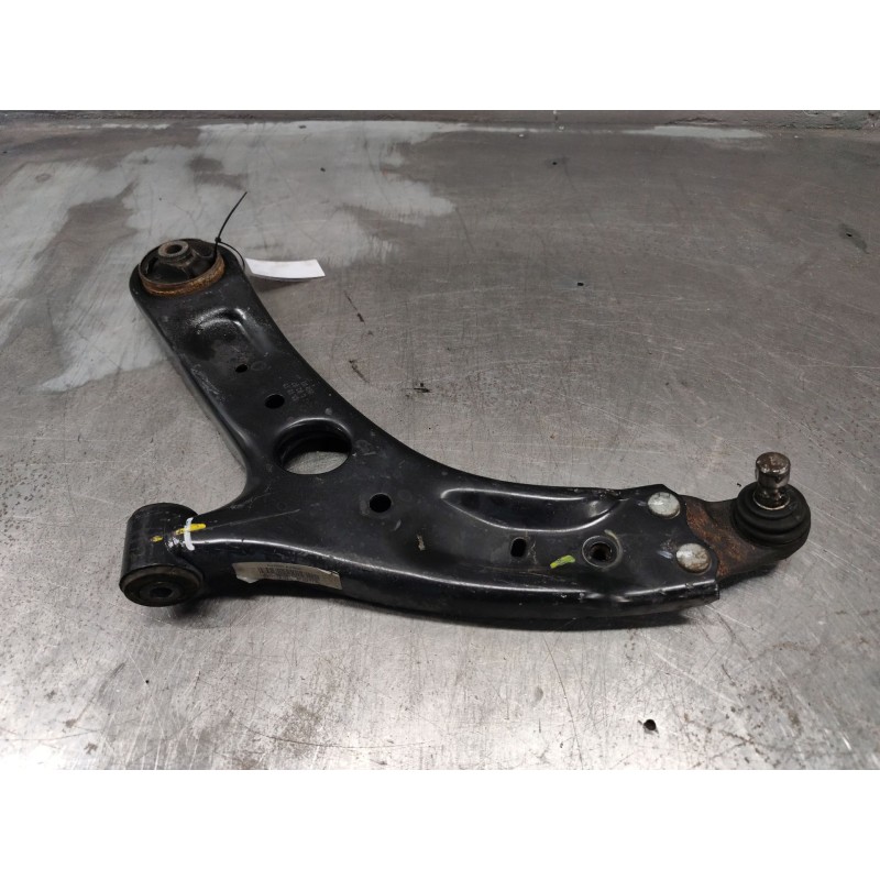 Recambio de brazo suspension inferior delantero derecho para hyundai i30 (gd) 1.6 crdi referencia OEM IAM - Rojo 2